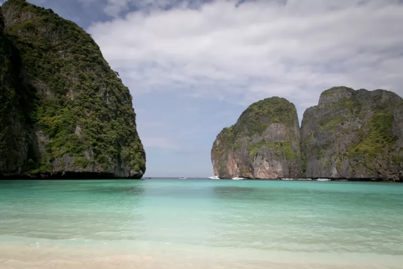 Phi Phi + Maya Bay + Khai Islands Cheap Tour by Normal Speed Boat